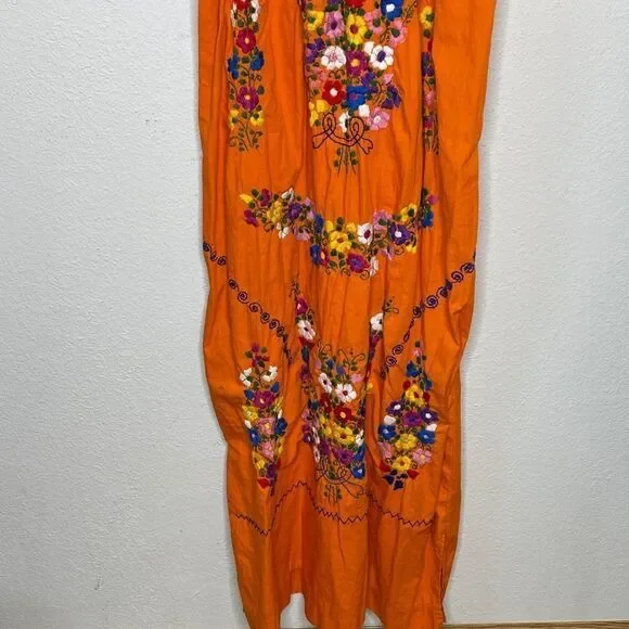 Embroidered Dress Orange‎ - Picture 6 of 7